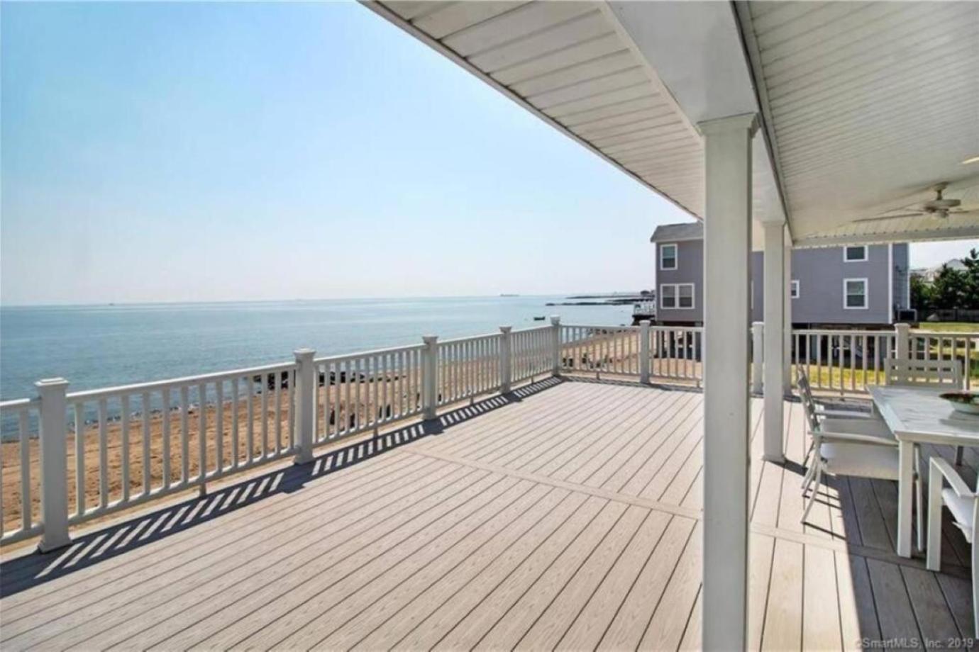 Cozy Beach - Direct Waterfront! East Haven Exterior foto