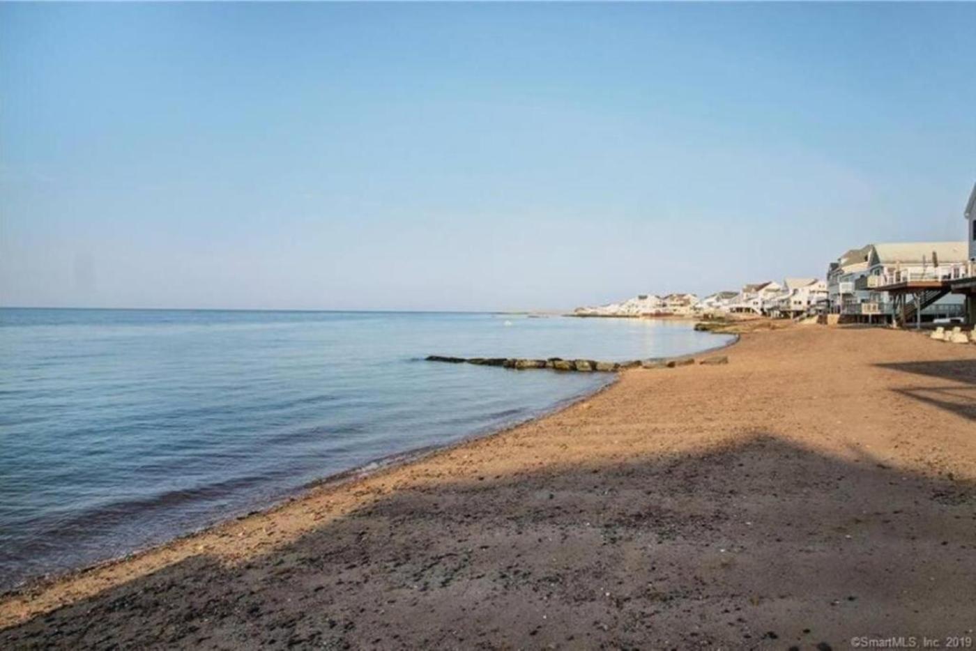 Cozy Beach - Direct Waterfront! East Haven Exterior foto
