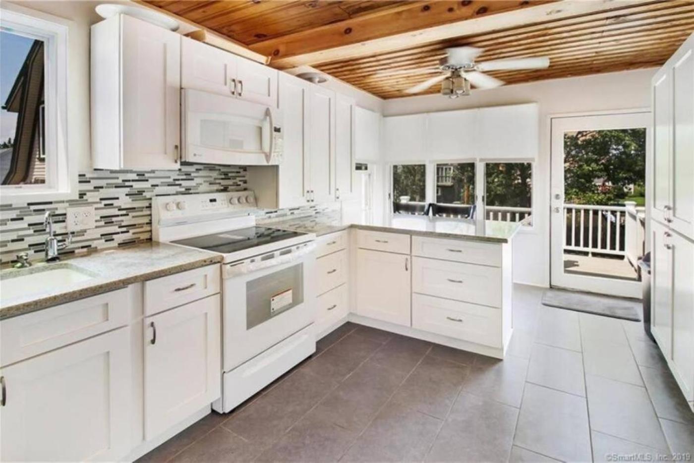 Cozy Beach - Direct Waterfront! East Haven Exterior foto